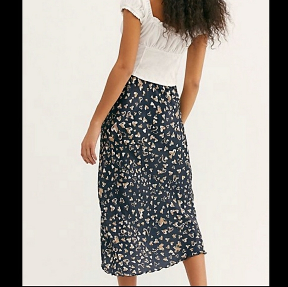 FREE PEOPLE KENDALL SATIN MIDI SKIRT - Picture 5 of 8